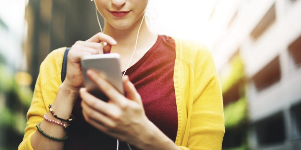 Unit 307 Principles of mobile social media for a business