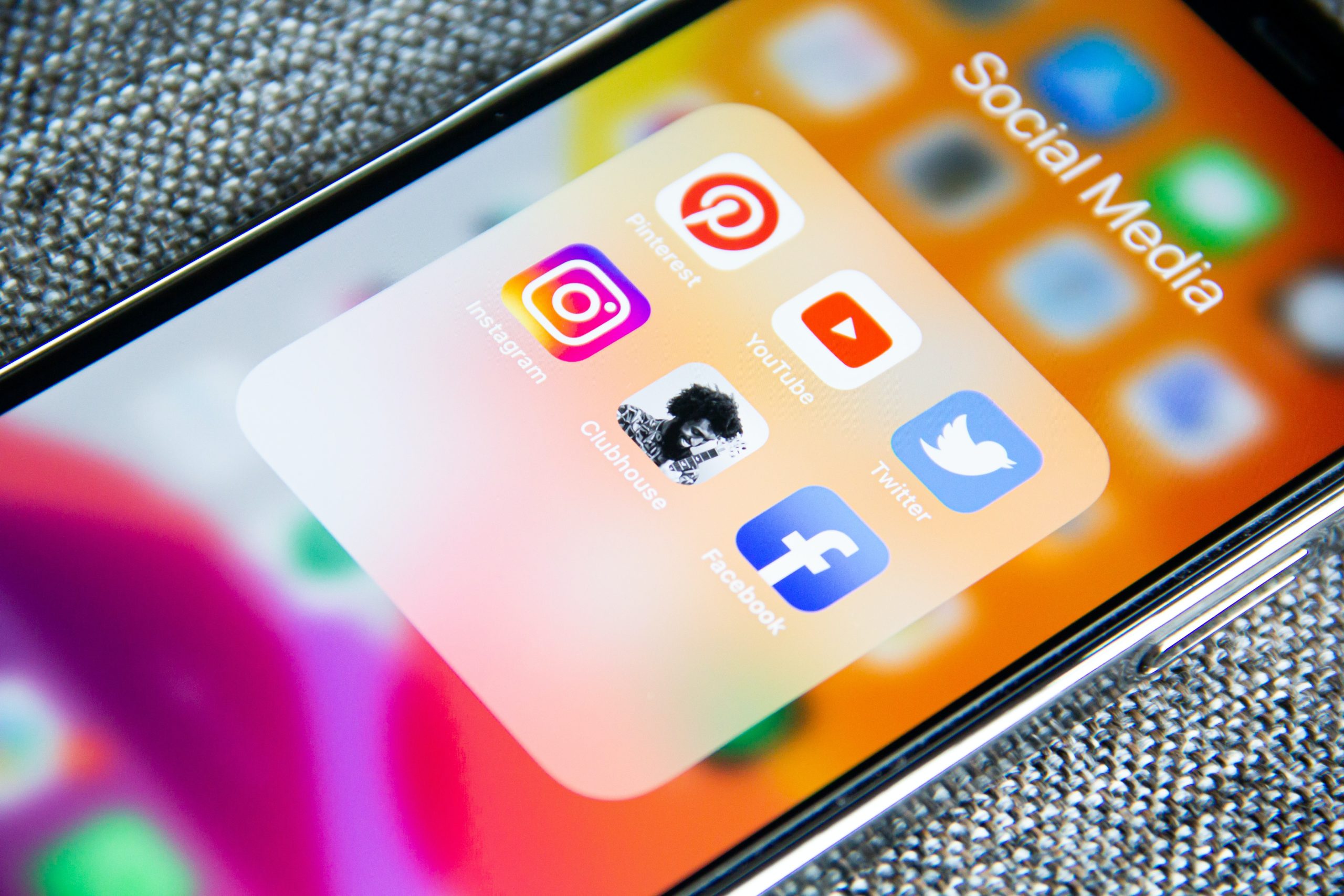 Plan a successful social media campaign scaled