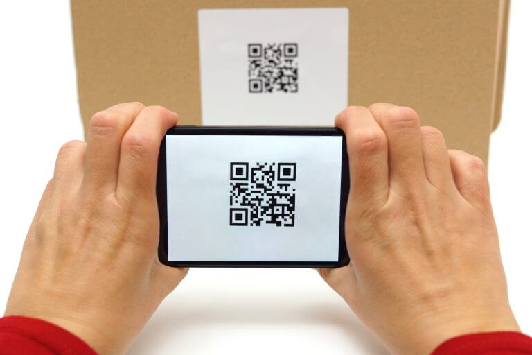 Scanning a product with a qr code