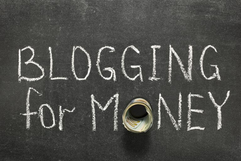Blogging on Facebook to earn money