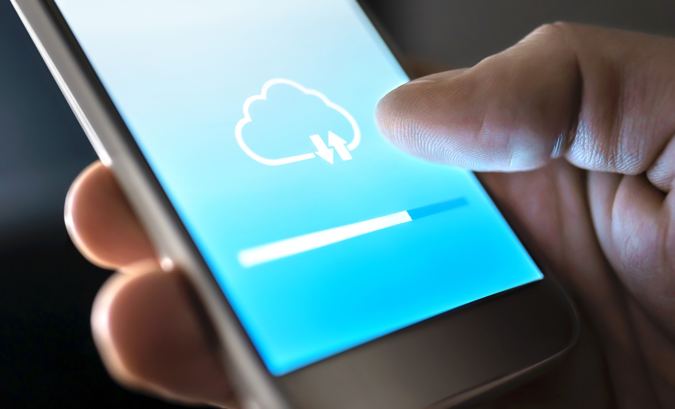 Reliable cloud storage for file sharing