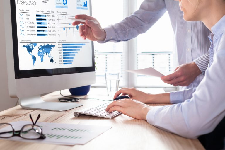 What a business intelligence analyst does