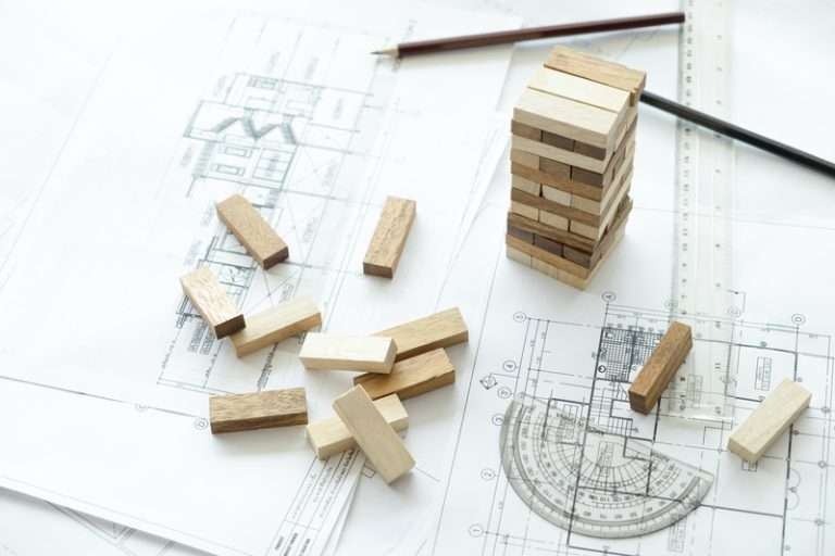 Use of methods to manage risks and prioritise threats